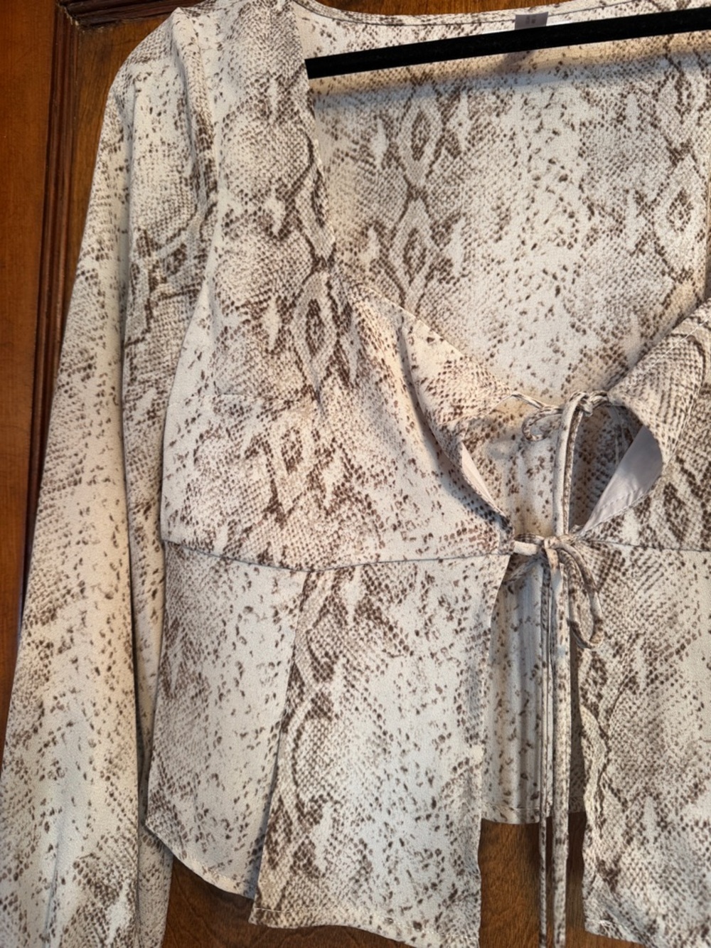Leith Snake-Print Tie Front Blouse - Cream Taupe - Picture 6 of 8